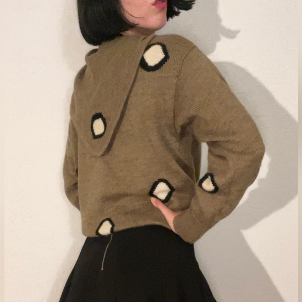 🤎 Vintage Tan Polka Dot Pull Over Exaggerated Turtleneck Sweater